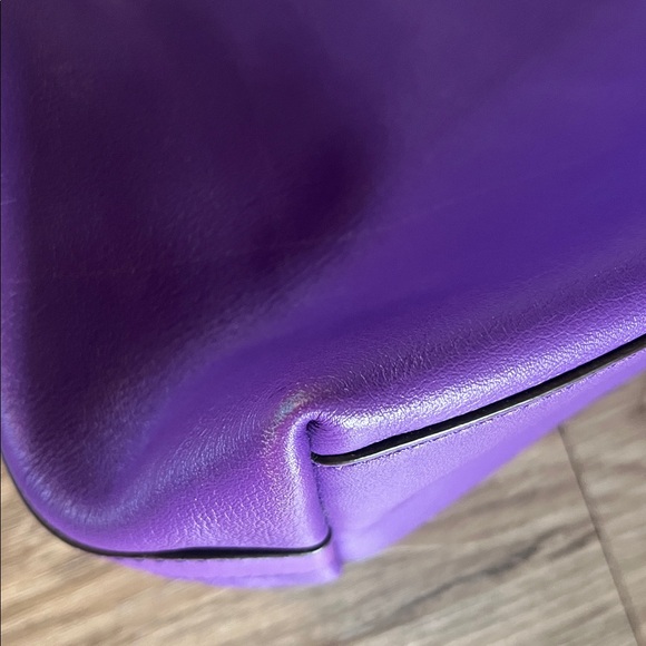 Vintage Coach Purple Leather Shoulder Bag - Picture 6 of 10
